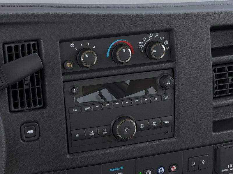 2025 GMC Savana Passenger 2500 LT