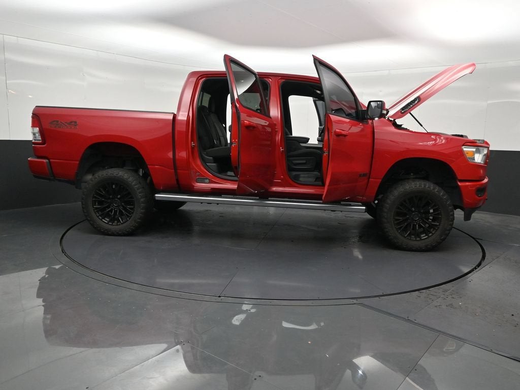 2020 RAM 1500 Big Horn Crew Cab 4x4 5'7" Box