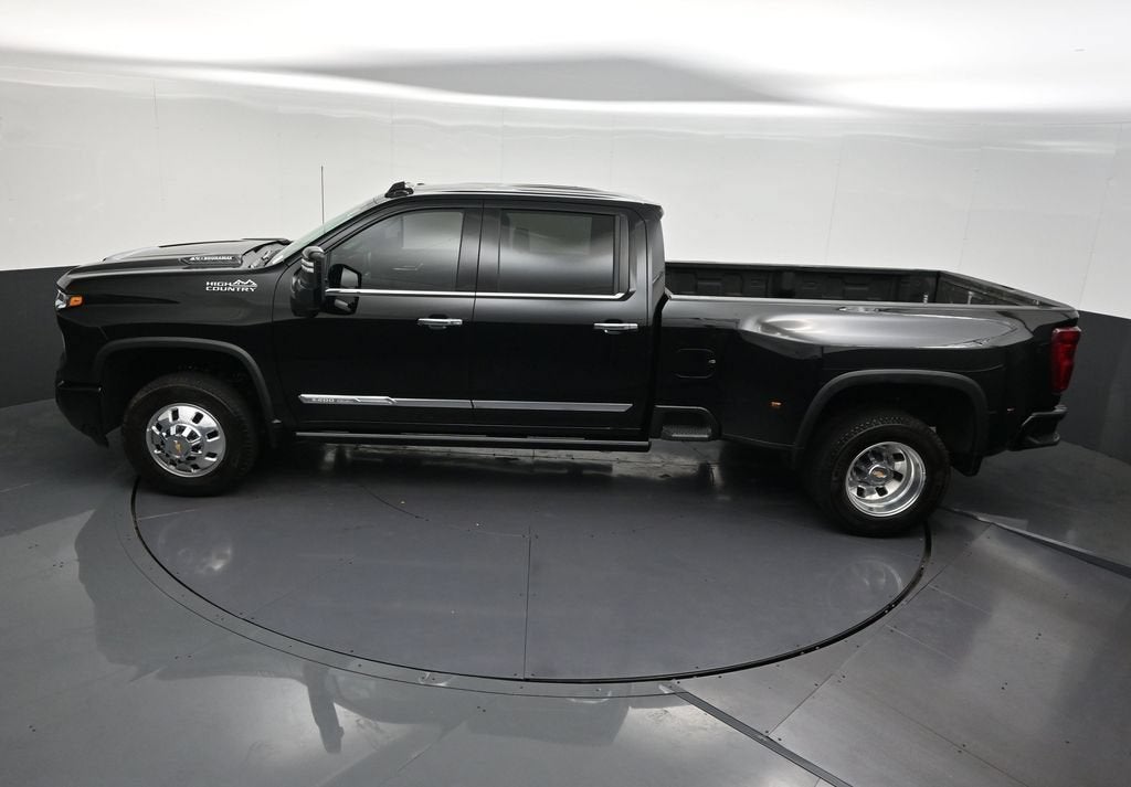 2026 Chevrolet Silverado 3500 HD High Country DRW