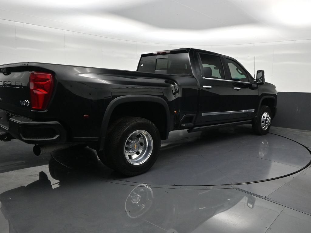 2026 Chevrolet Silverado 3500 HD High Country DRW