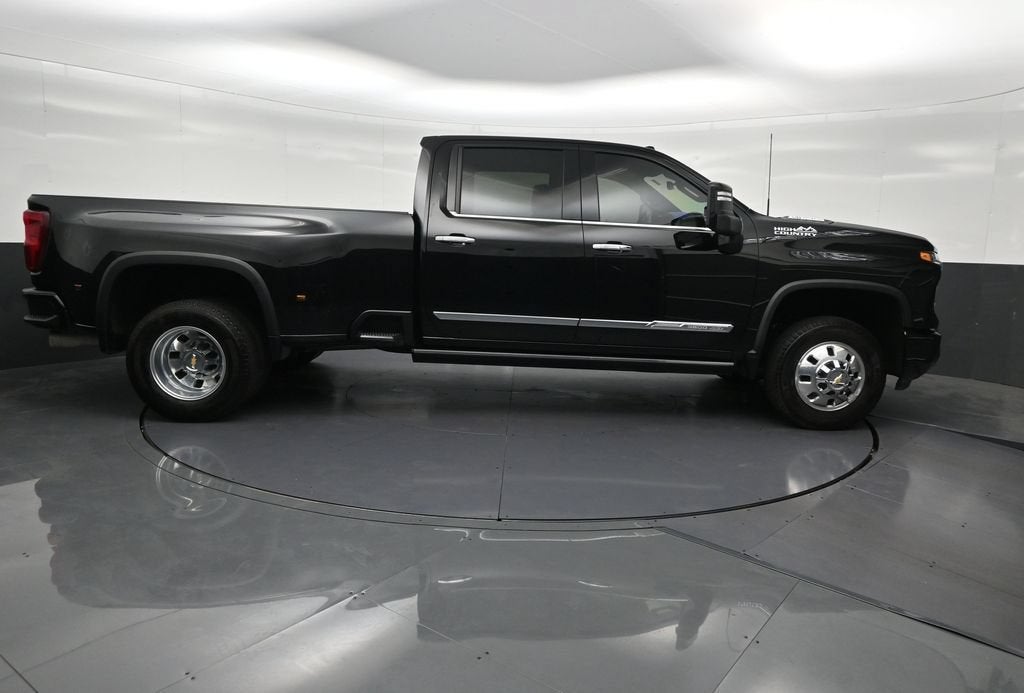2026 Chevrolet Silverado 3500 HD High Country DRW
