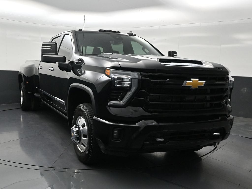 2026 Chevrolet Silverado 3500 HD High Country DRW