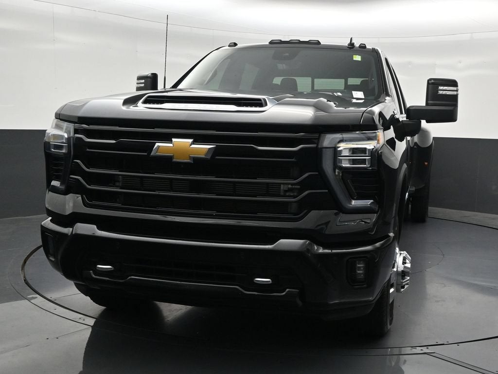 2026 Chevrolet Silverado 3500 HD High Country DRW