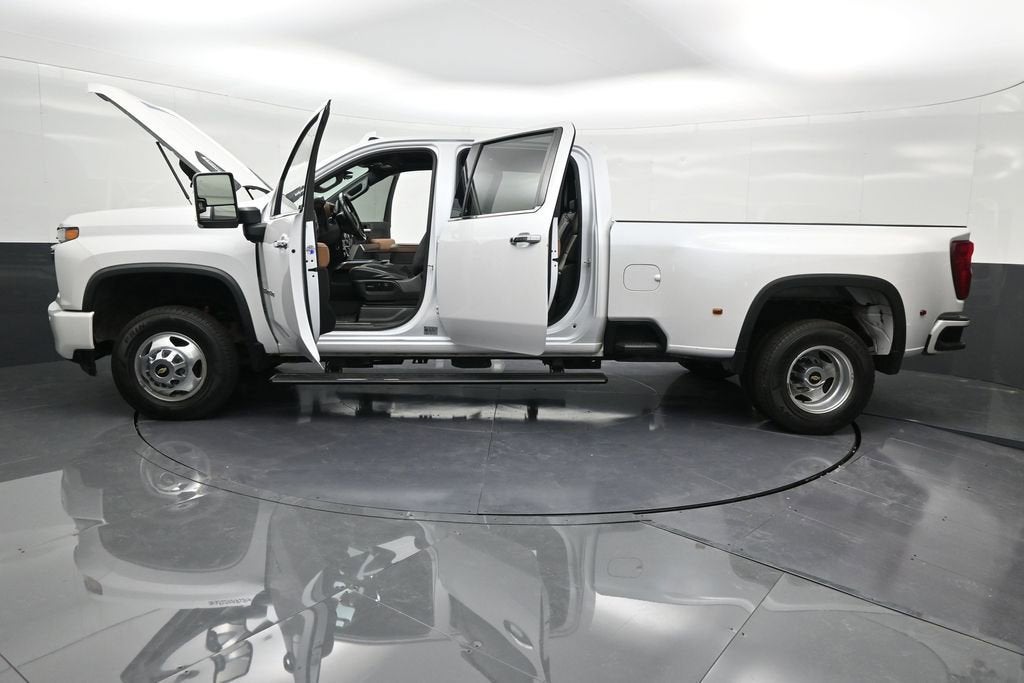2022 Chevrolet Silverado 3500 HD High Country DRW