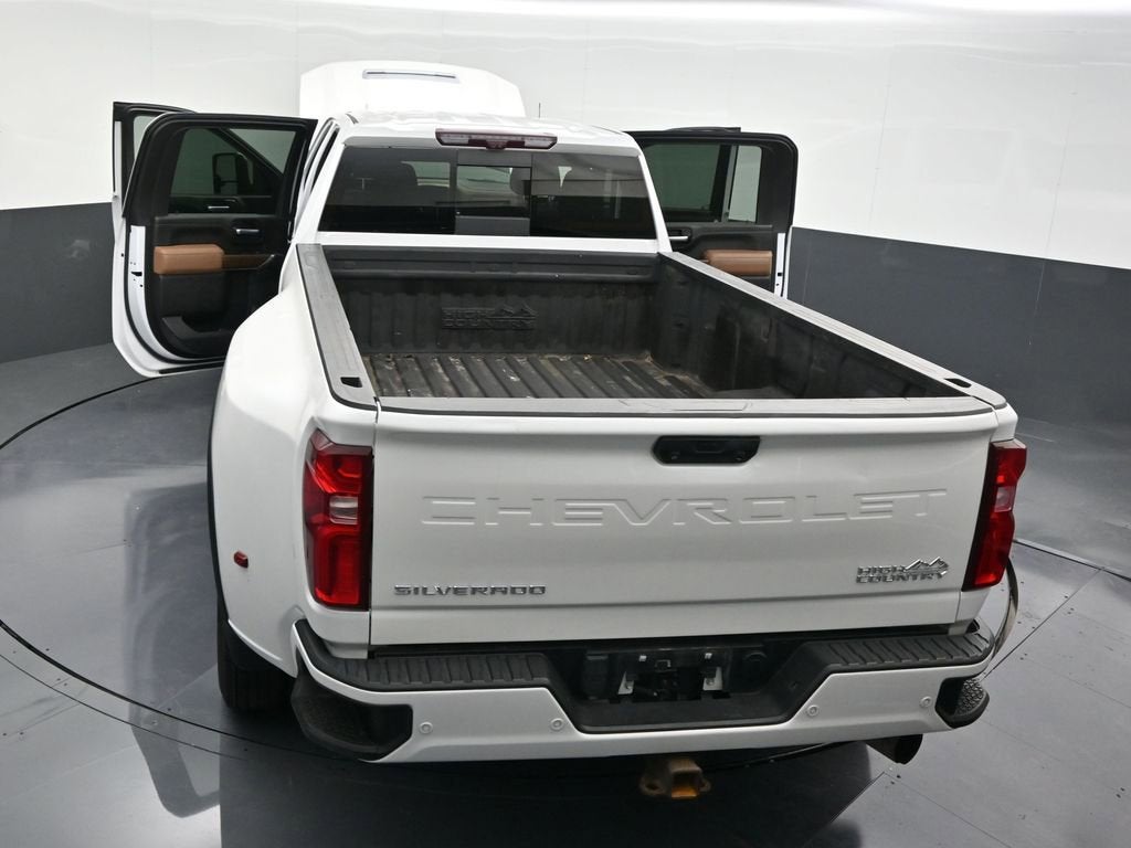 2022 Chevrolet Silverado 3500 HD High Country DRW