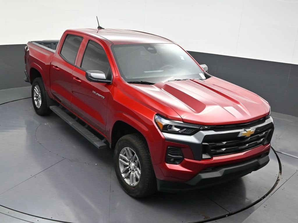 2025 Chevrolet Colorado WT/LT