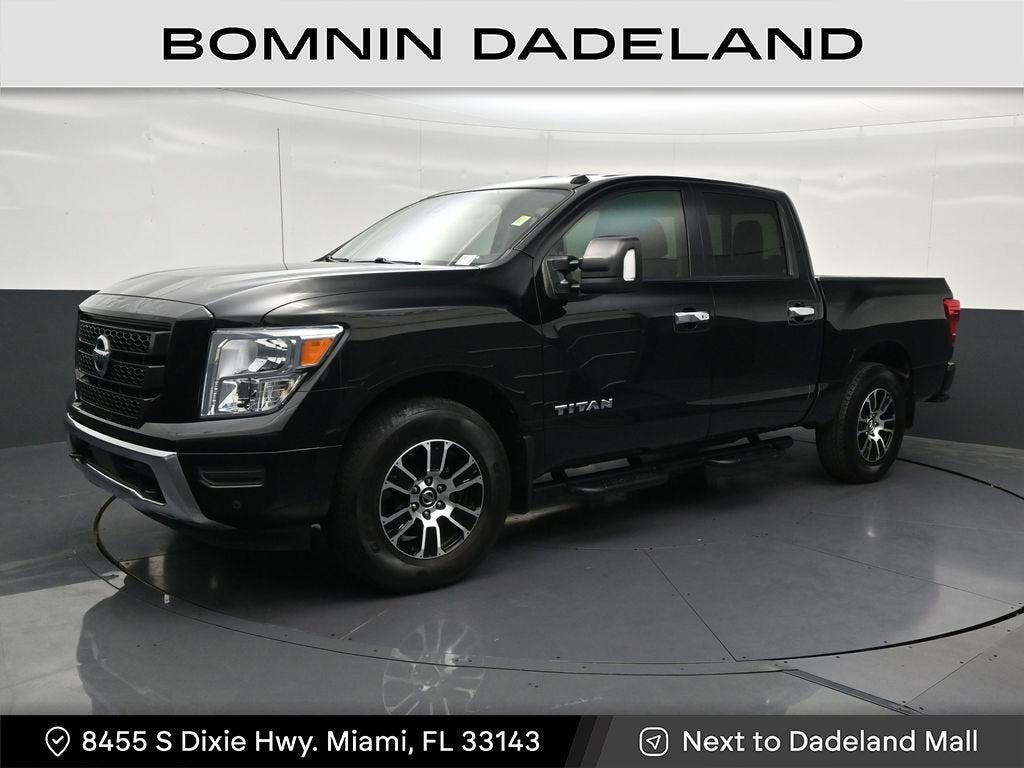 2021 Nissan Titan SV
