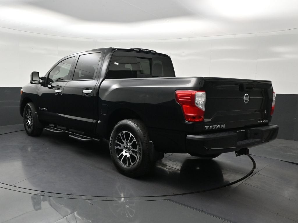 2021 Nissan Titan SV