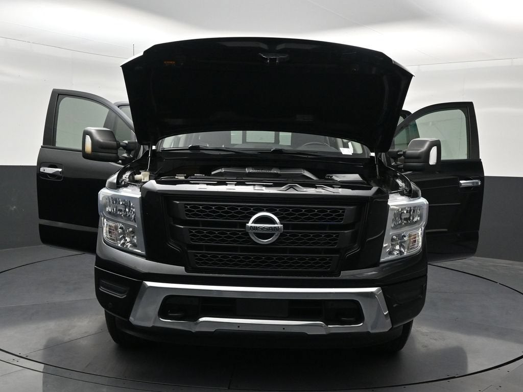2021 Nissan Titan SV