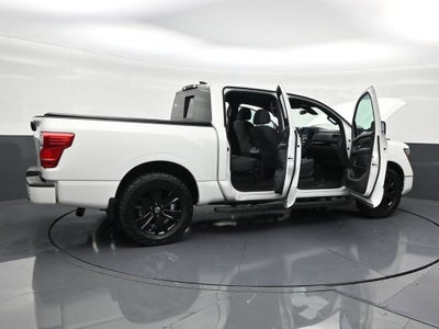 2023 Nissan Titan SV