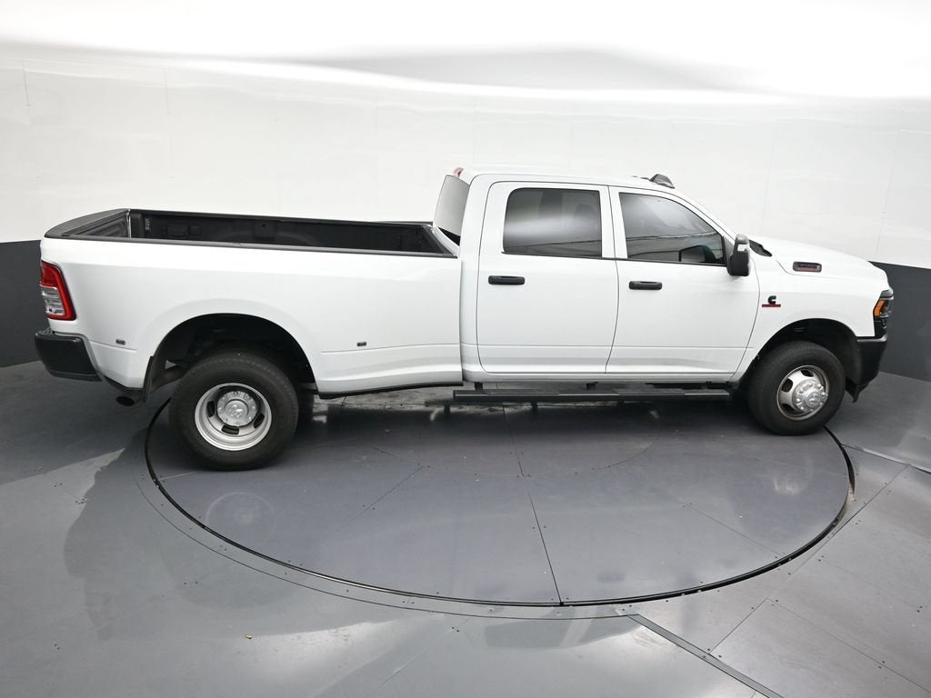 2024 RAM 3500 Tradesman Crew Cab 4x4 8' Box