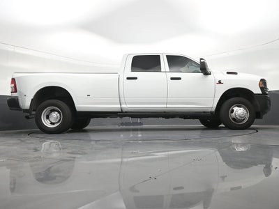 2024 RAM 3500 Tradesman Crew Cab 4x4 8' Box