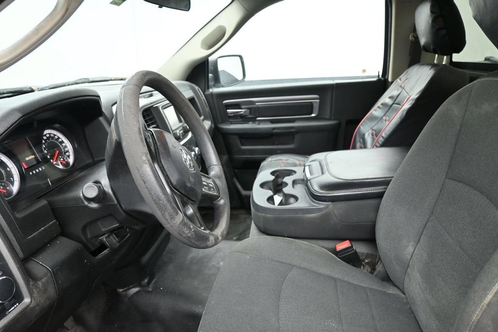 2022 RAM 1500 Classic Tradesman Regular Cab 4x2 8' Box
