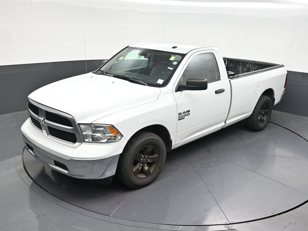 2022 RAM 1500 Classic Tradesman Regular Cab 4x2 8' Box