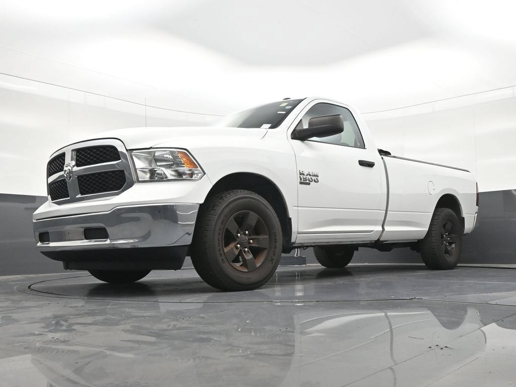 2022 RAM 1500 Classic Tradesman Regular Cab 4x2 8' Box