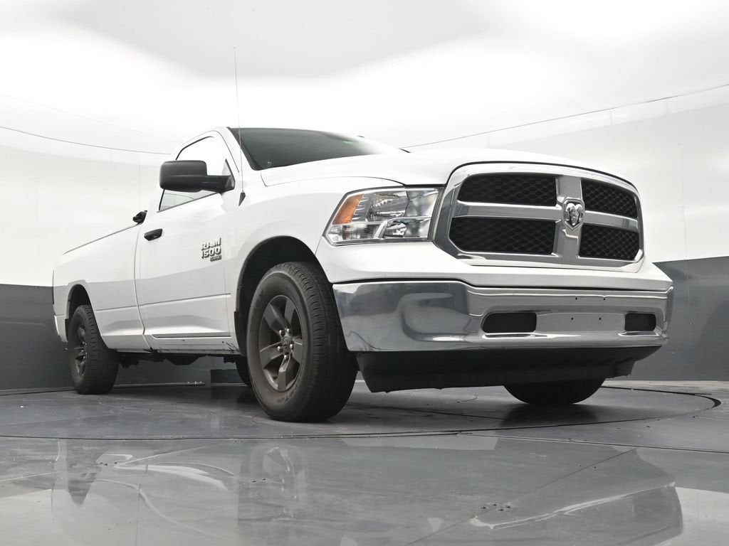 2022 RAM 1500 Classic Tradesman Regular Cab 4x2 8' Box