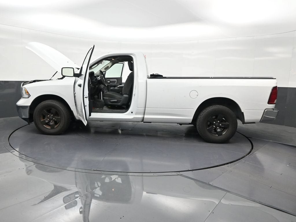 2022 RAM 1500 Classic Tradesman Regular Cab 4x2 8' Box