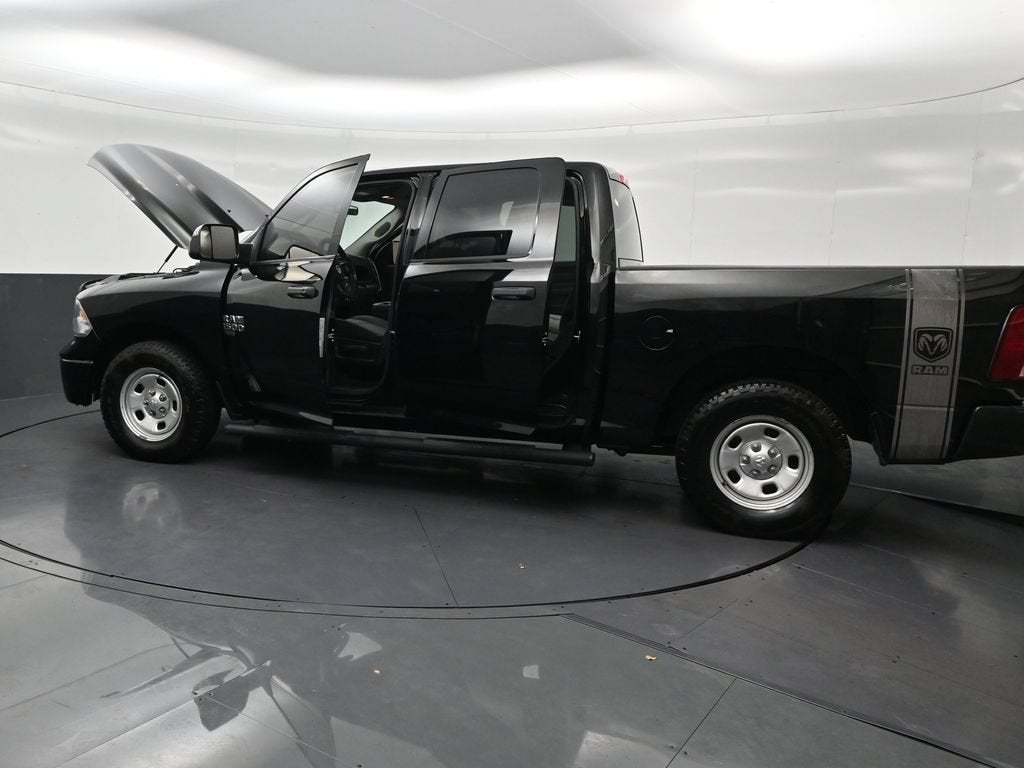 2021 RAM 1500 Classic Tradesman Crew Cab 4x2 5'7" Box