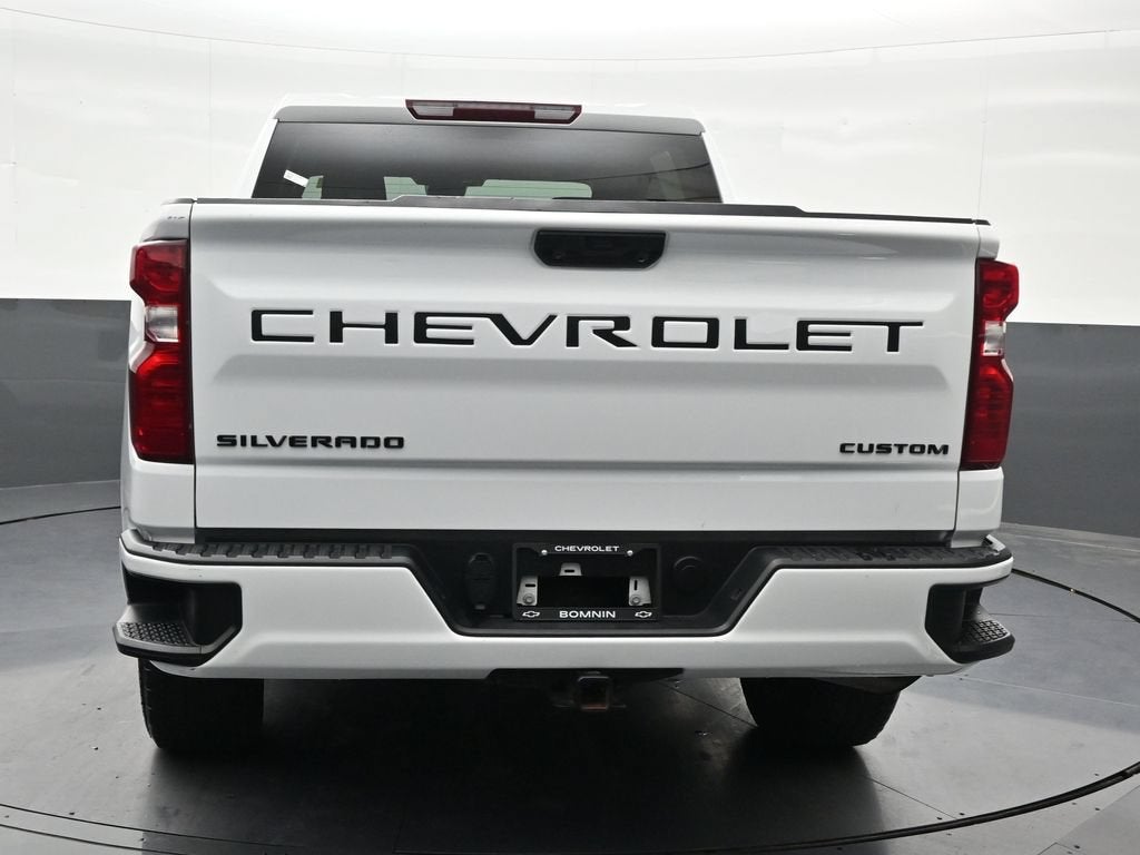 2025 Chevrolet Silverado 1500 Custom