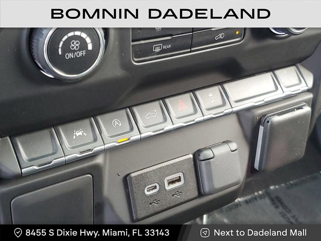 2022 Chevrolet Silverado 1500 Custom Trail Boss