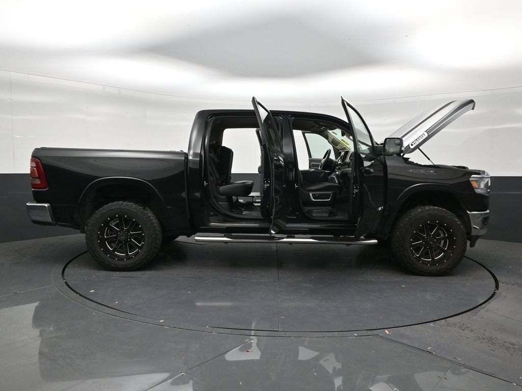2019 RAM 1500 Laramie Crew Cab 4x4 5'7" Box