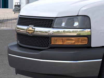 2027 Chevrolet Express Passenger LT