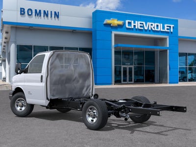 2025 Chevrolet Express Cutaway 3500 1WT