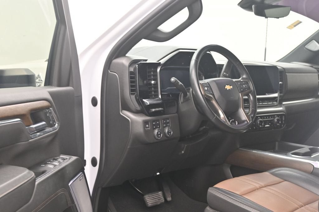 2024 Chevrolet Silverado 3500 HD High Country