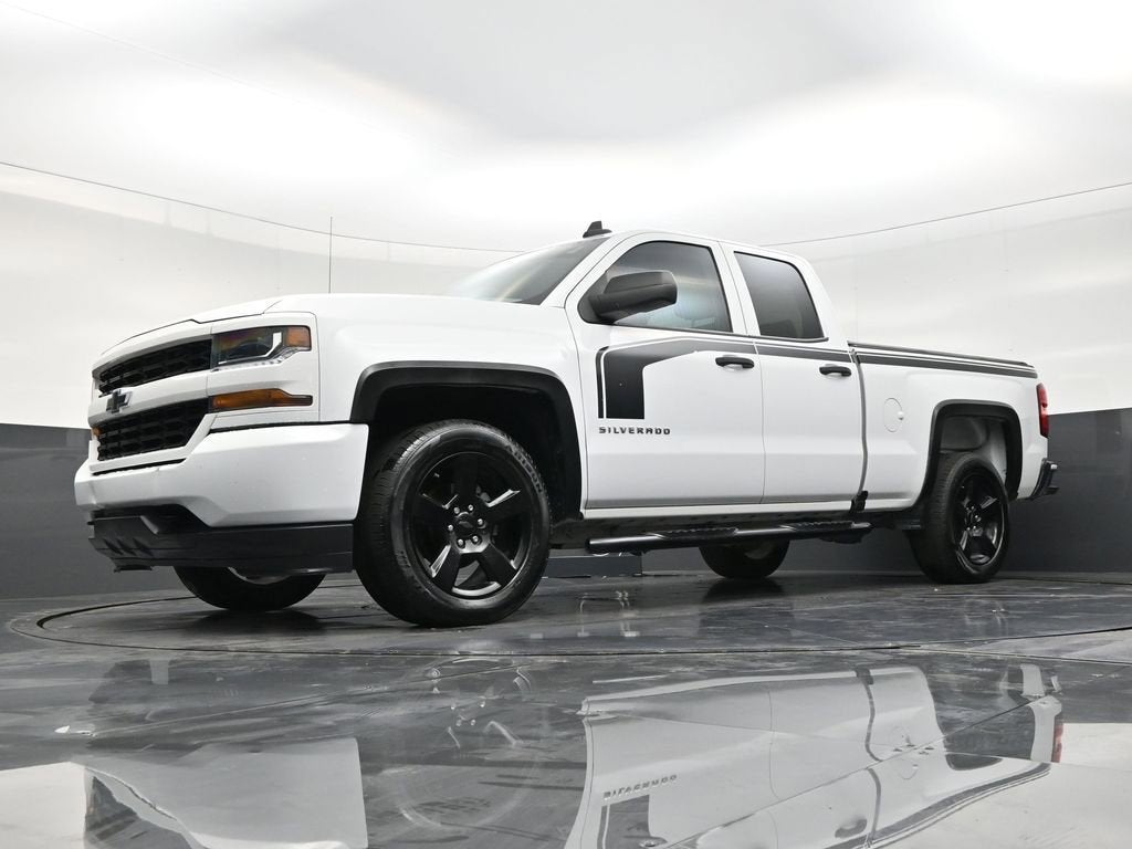 2018 Chevrolet Silverado 1500 Custom