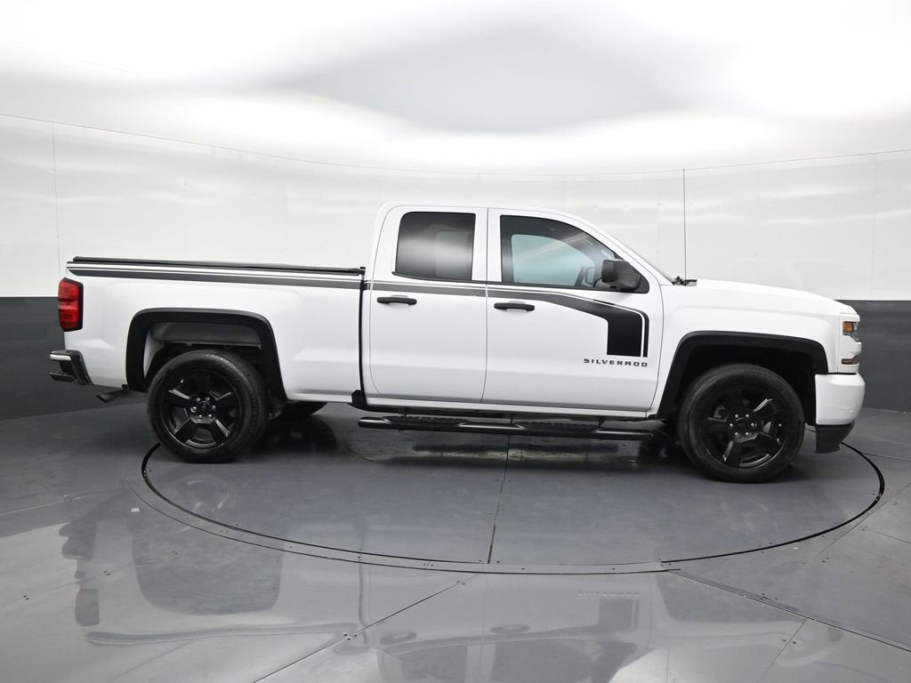 2018 Chevrolet Silverado 1500 Custom