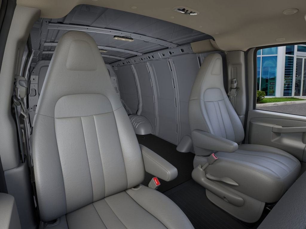 2025 Chevrolet Express Cargo WT