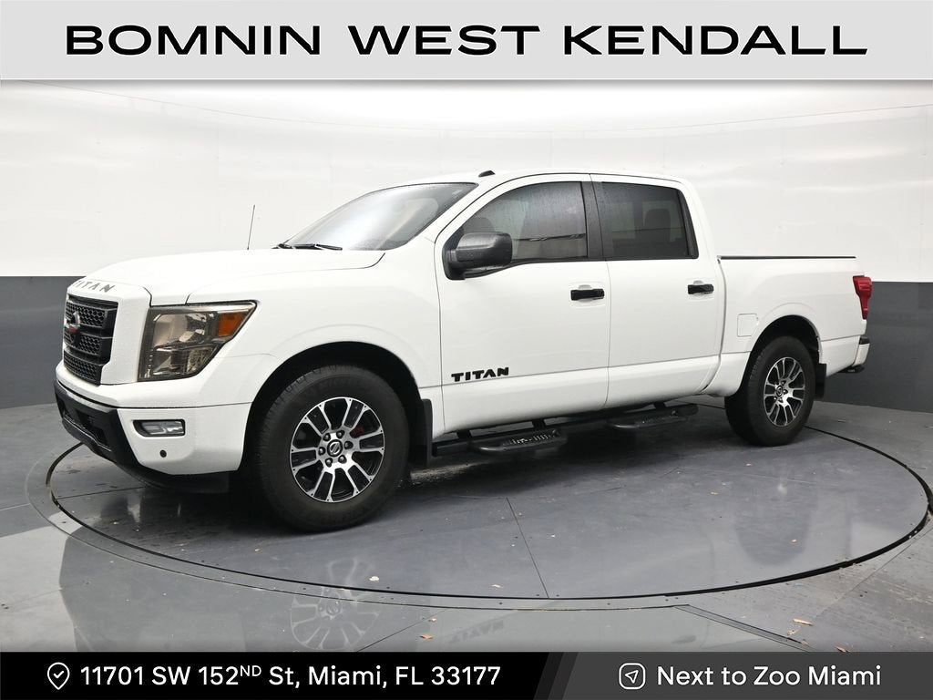 2021 Nissan TITAN Crew Cab SV 4x2