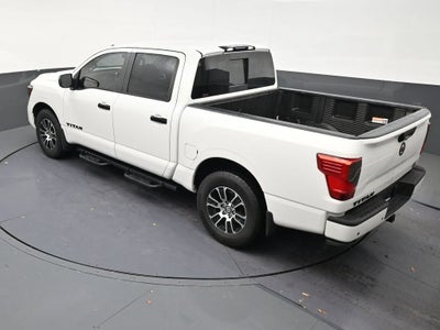 2021 Nissan TITAN Crew Cab SV 4x2
