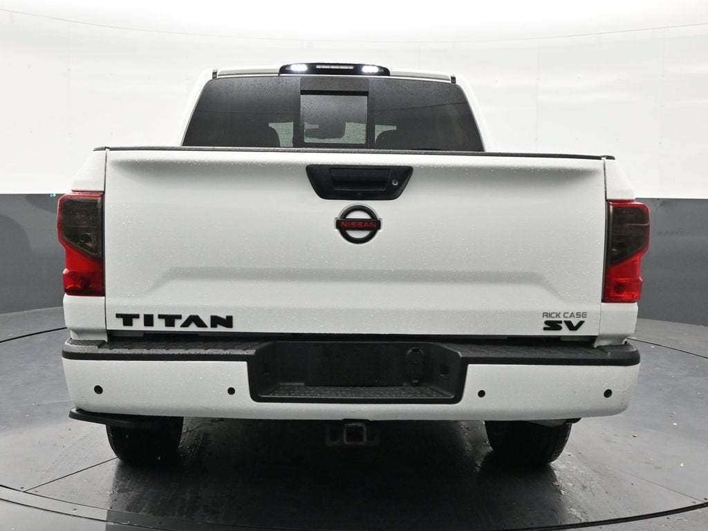 2021 Nissan TITAN Crew Cab SV 4x2