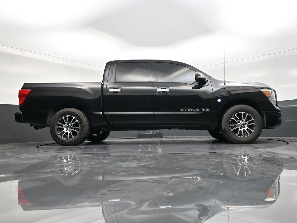 2020 Nissan Titan SV
