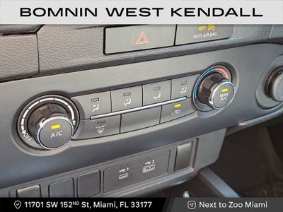 2022 Nissan Frontier SV