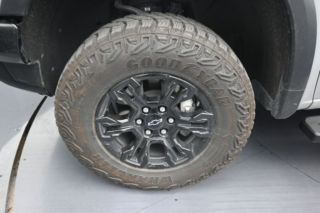 2025 Chevrolet Silverado 1500 ZR2