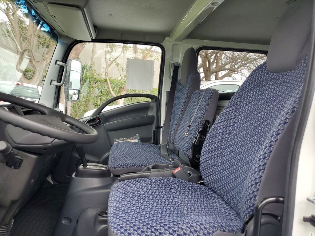 2025 Chevrolet Low Cab Forward 4500 Base