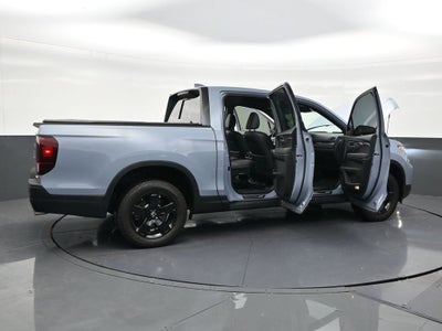 2025 Honda Ridgeline Black Edition