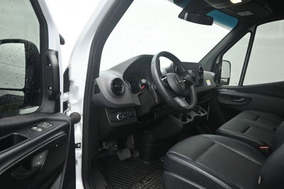 2025 Mercedes-Benz Sprinter Cargo Van Base