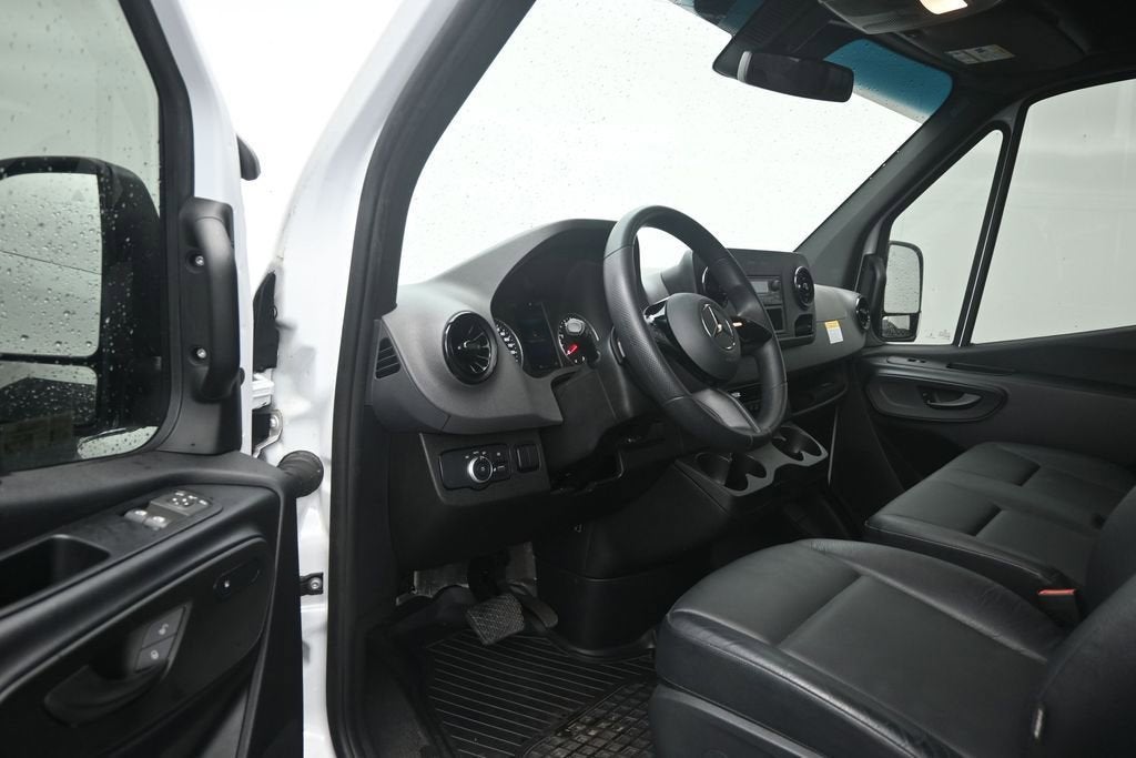 2025 Mercedes-Benz Sprinter Cargo Van Base