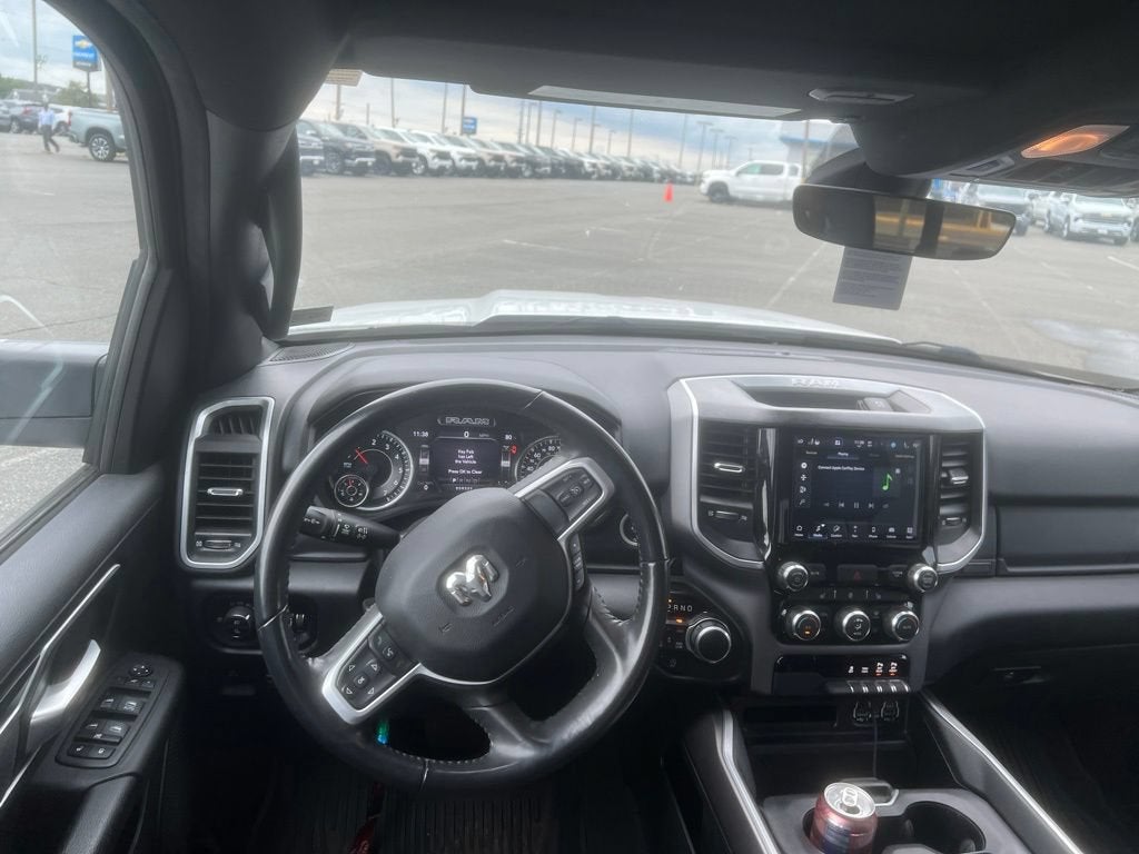 2022 RAM 1500 Big Horn Crew Cab 4x4 5'7" Box