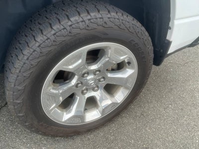 2022 RAM 1500 Big Horn Crew Cab 4x4 5'7" Box
