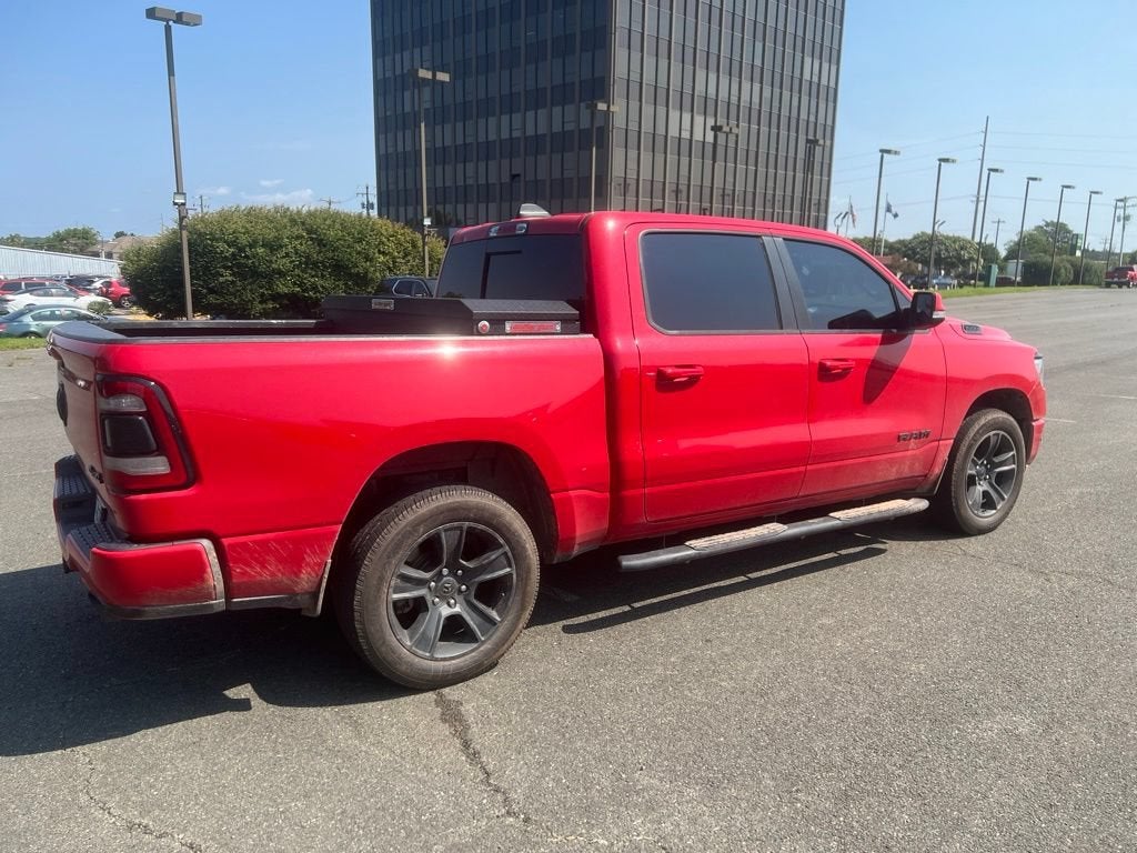 2020 RAM 1500 Big Horn Crew Cab 4x4 5'7" Box