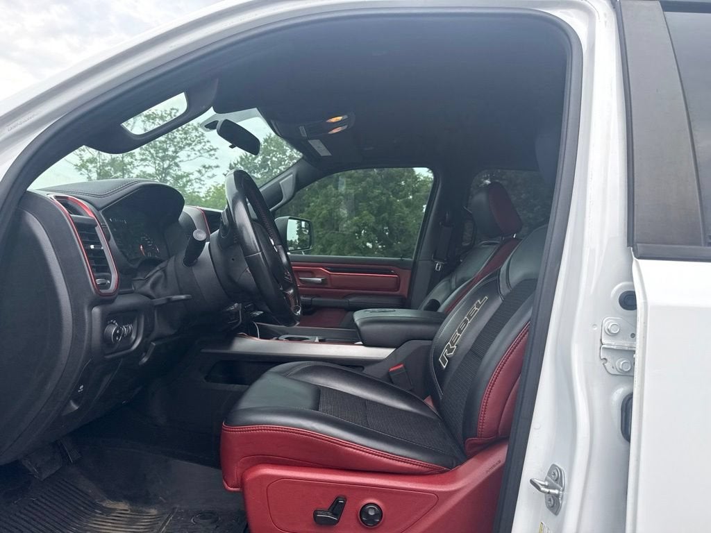 2019 RAM 1500 Rebel Crew Cab 4x4 5'7" Box