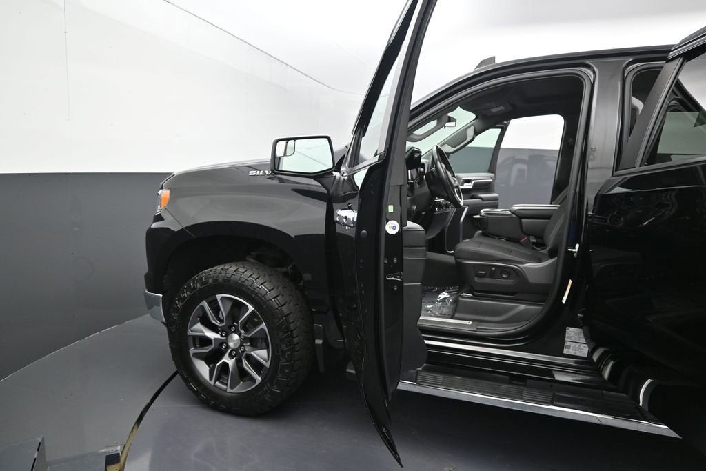2022 Chevrolet Silverado 1500 LT (2FL)