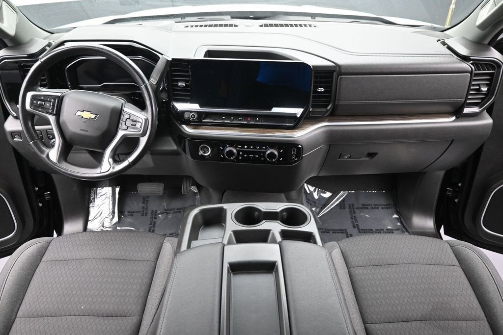 2022 Chevrolet Silverado 1500 LT (2FL)