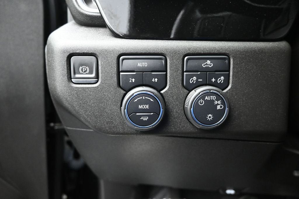 2022 Chevrolet Silverado 1500 LT (2FL)