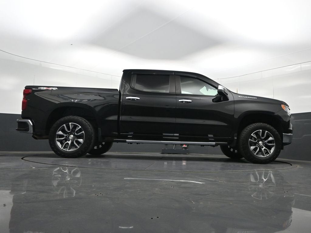 2022 Chevrolet Silverado 1500 LT (2FL)