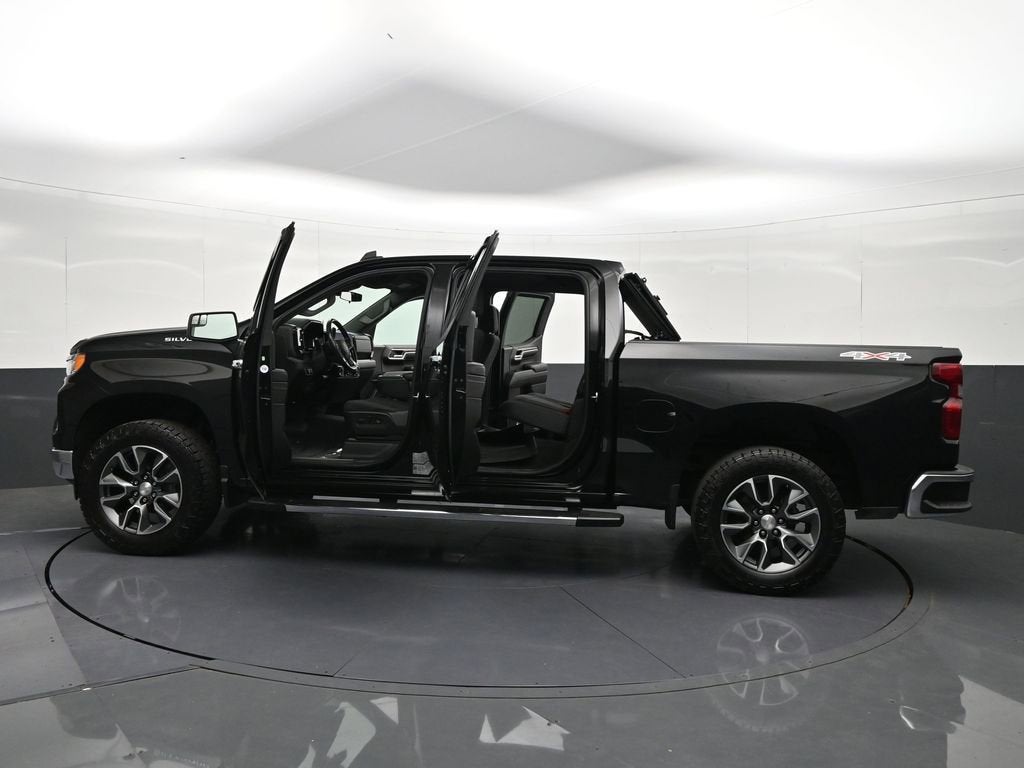 2022 Chevrolet Silverado 1500 LT (2FL)